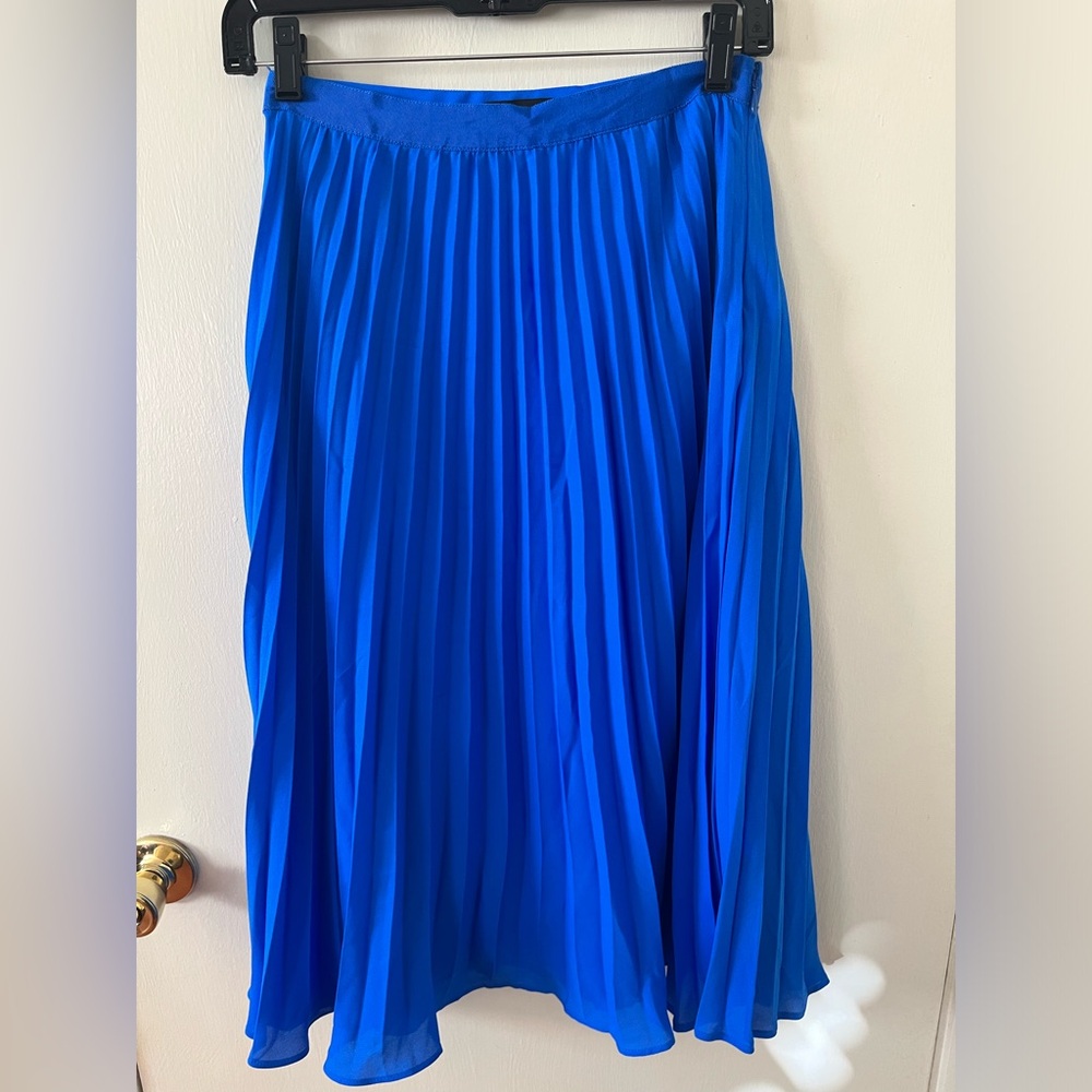 Banana Republic midi skirt